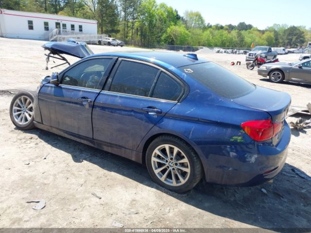 2018 BMW 320I WBA8E5G5XJNV02762 Photo 2