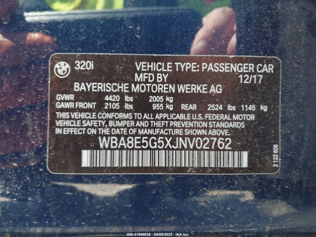 2018 BMW 320I WBA8E5G5XJNV02762 Photo 8