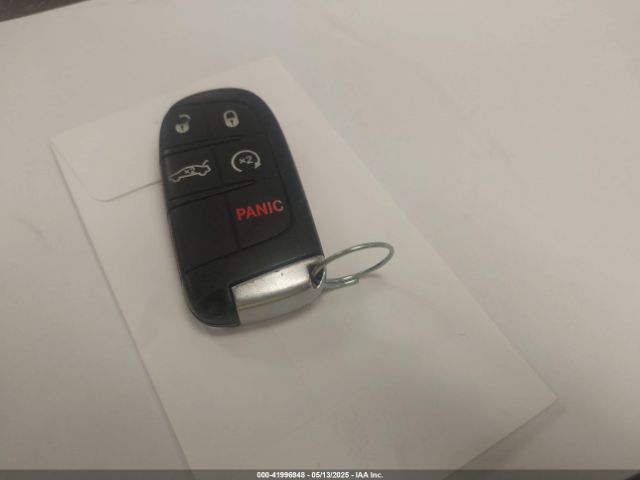 2C3CDZAG5JH217059 Dodge Challenger Sxt