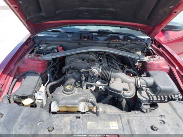 1ZVBP8EM8E5278957 Ford Mustang V6