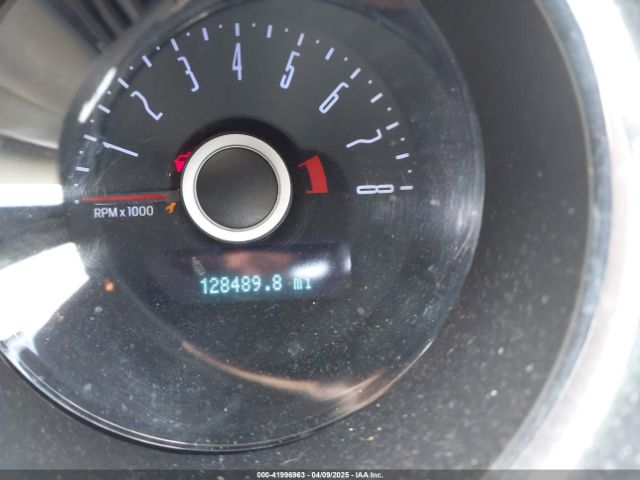 1ZVBP8EM8E5278957 Ford Mustang V6
