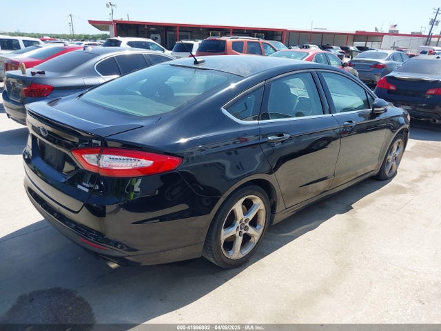 3FA6P0HD2GR314164 Ford FUSION SE