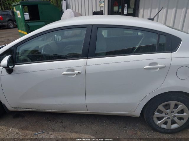 KNADM4A32E6375315 KIA RIO LX