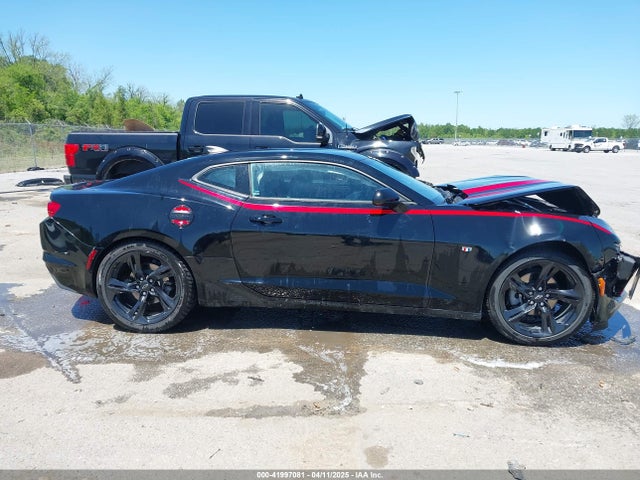 1G1FD1RX2N0126977 Chevrolet Camaro Rwd  2lt