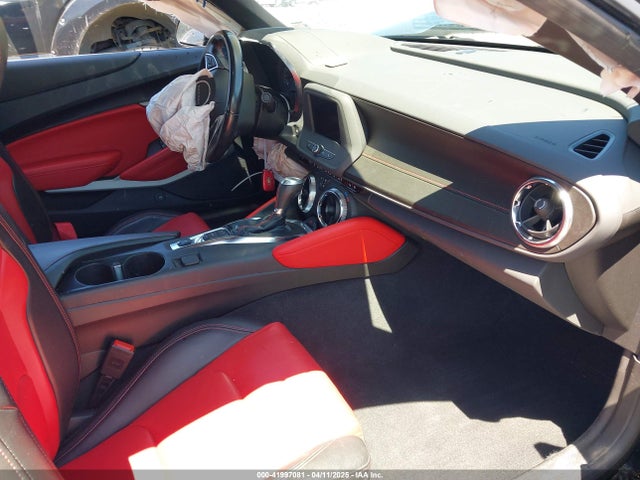 1G1FD1RX2N0126977 Chevrolet Camaro Rwd  2lt