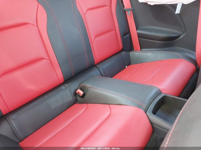 1G1FD1RX2N0126977 Chevrolet Camaro Rwd  2lt