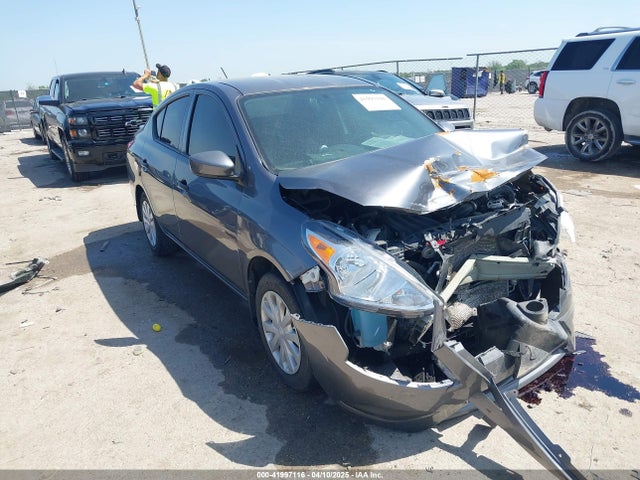 Nissan Versa 1.6 S+ 2018 3N1CN7AP1JL800185 Image 1