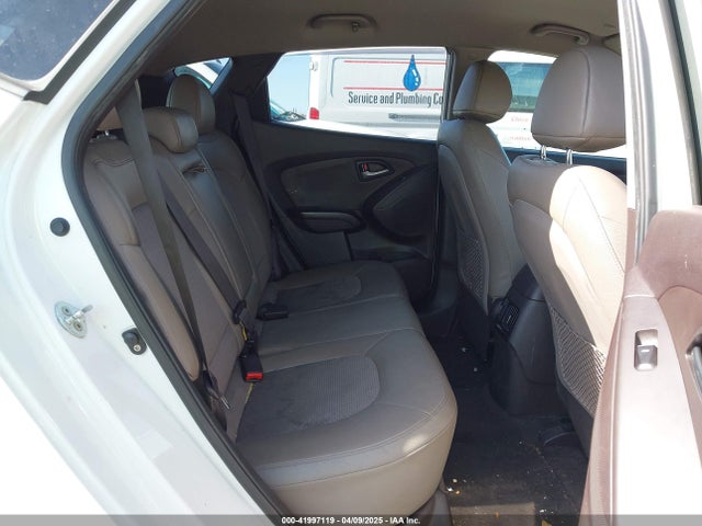 KM8JU3AG5EU922653 Hyundai TUCSON SE