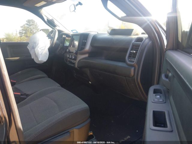3C6UR5CL4MG655572 RAM 2500 Tradesman  4x4 6'4 Box