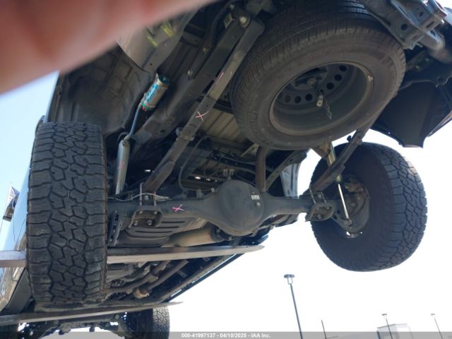 5TFAY5F17KX820208 Toyota Tundra Platinum 5.7l V8