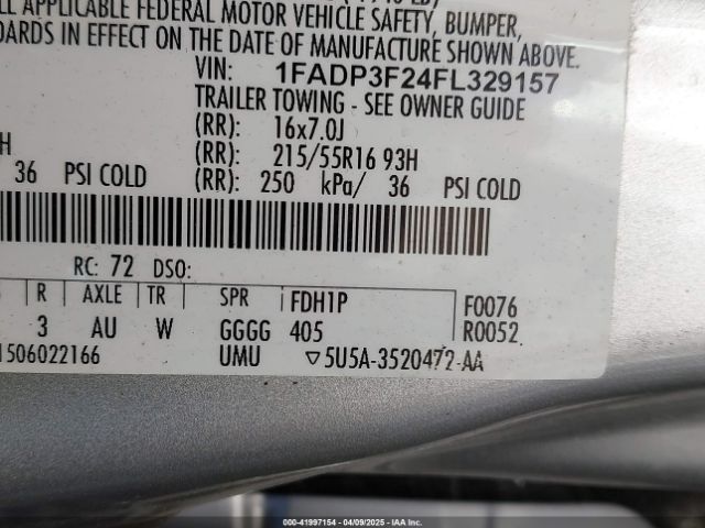 1FADP3F24FL329157 Ford FOCUS SE