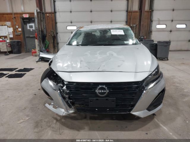 1N4BL4DW3RN401845 Nissan Altima Sv Intelligent Awd