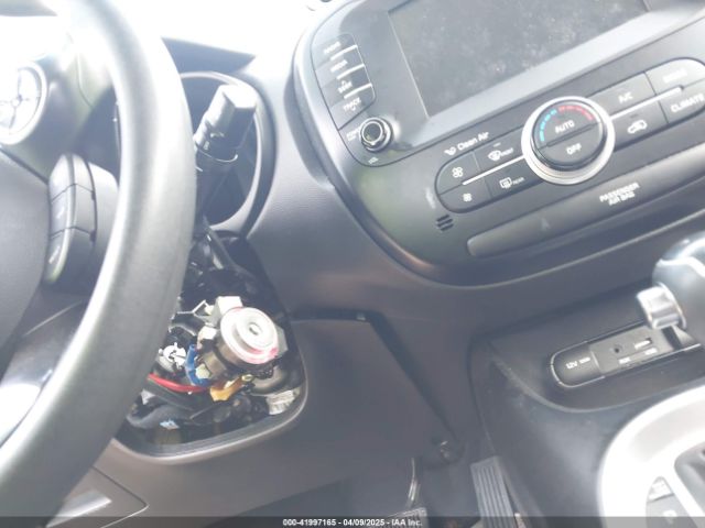 KNDJN2A25K7011118 KIA Soul