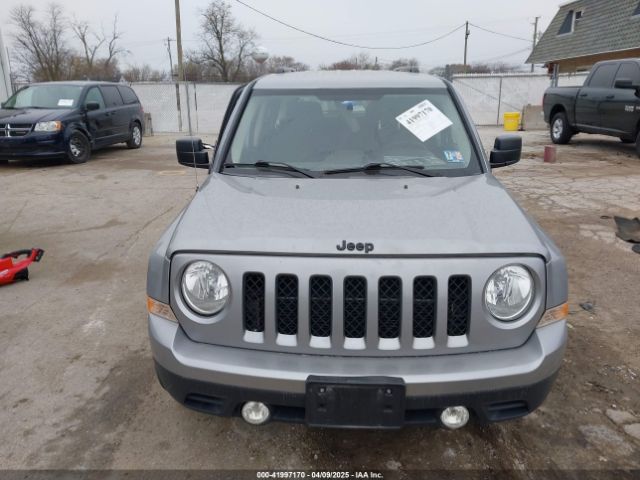 1C4NJPBA9FD420083 Jeep Patriot Altitude Edition