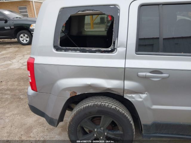 1C4NJPBA9FD420083 Jeep Patriot Altitude Edition