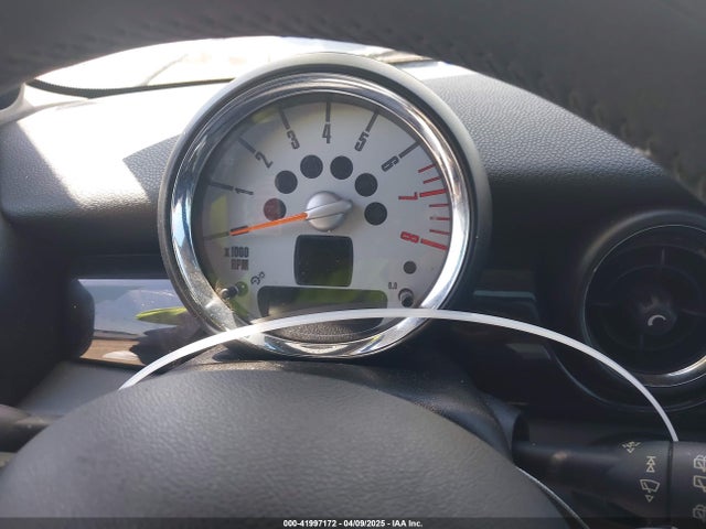 2008 MINI COOPER WMWMF33568TT61619 Photo 6
