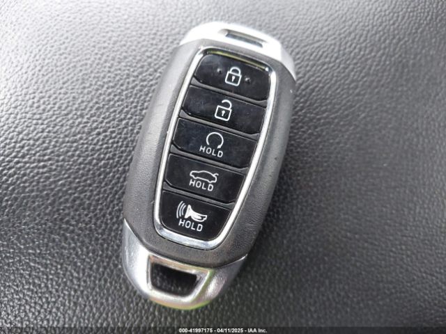 KMHLS4AG3PU476607 Hyundai ELANTRA SEL