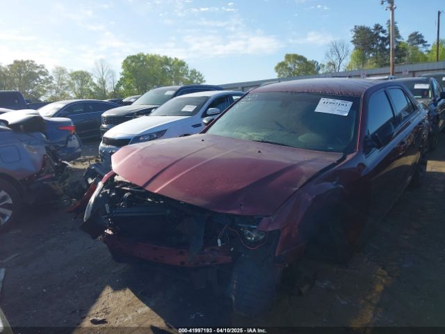 2019 CHRYSLER 300 2C3CCAAG8KH500965 Photo 1