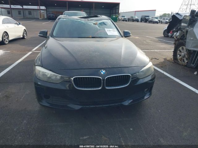 WBA3B1G59FNT05827 BMW 320i