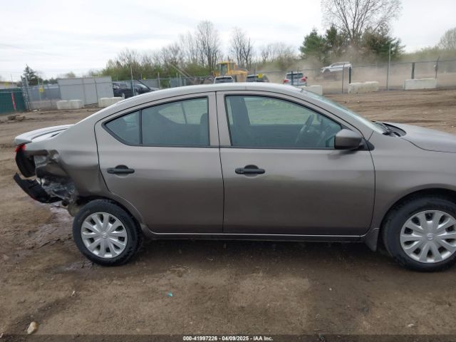 3N1CN7AP7GL916192 Nissan Versa 1.6 S+