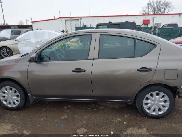 3N1CN7AP7GL916192 Nissan Versa 1.6 S+