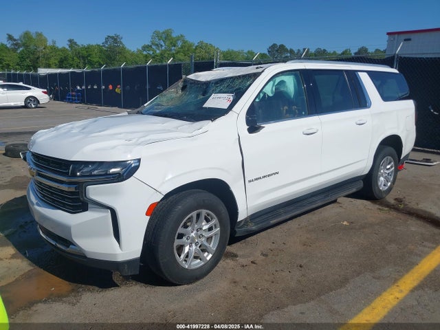 Chevrolet Suburban 2wd Lt 2021 1GNSCCKD0MR174984 Image 2
