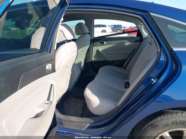 5NPE24AFXFH237794 Hyundai SONATA SE