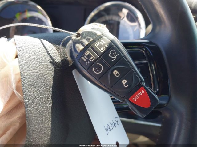 2C4RDGCG6HR629633 Dodge Grand Caravan Sxt