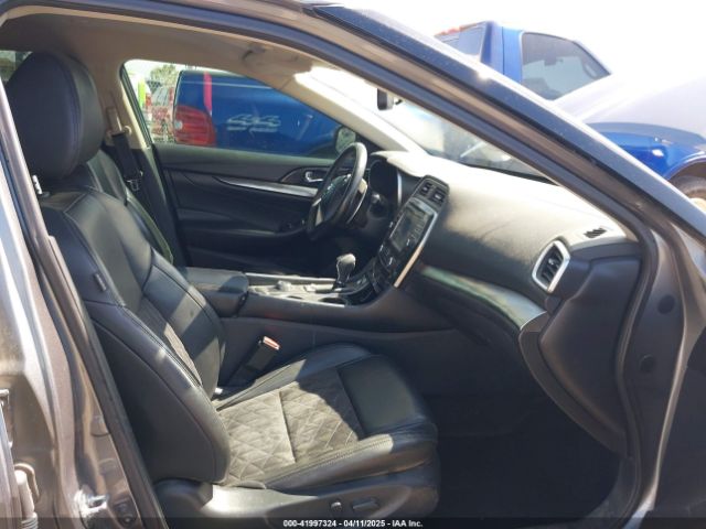 1N4AA6AP2HC446604 Nissan Maxima 3.5 Sr