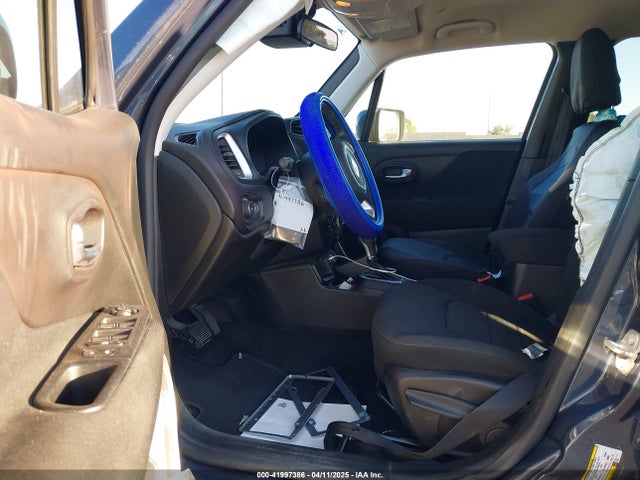 ZACNJABB4LPL04774 Jeep Renegade Latitude Fwd