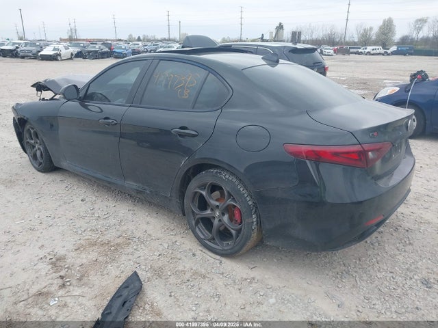 ZARFANBN5L7626092 Alfa Romeo Giulia Ti Sport Awd