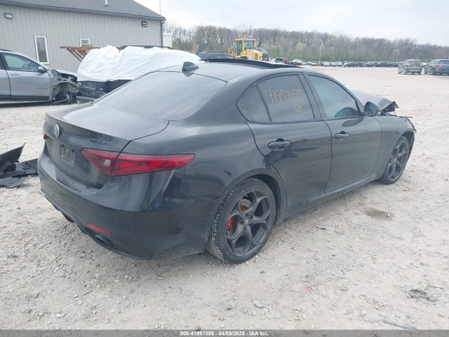 ZARFANBN5L7626092 Alfa Romeo Giulia Ti Sport Awd