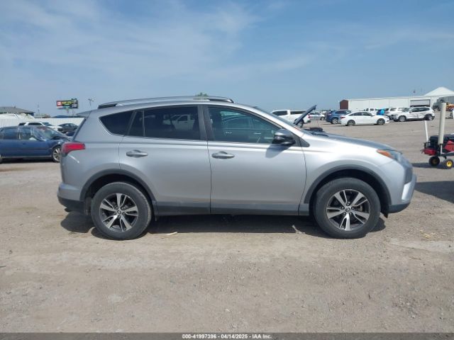 2T3WFREV4JW474953 Toyota Rav4 Xle