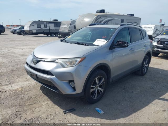 2T3WFREV4JW474953 Toyota Rav4 Xle
