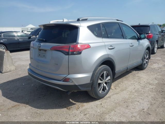 2T3WFREV4JW474953 Toyota Rav4 Xle