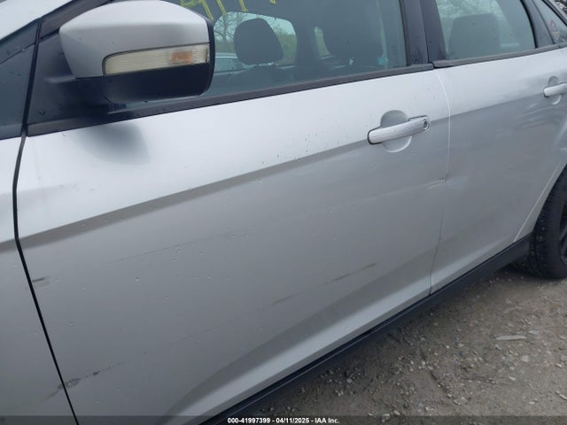 Ford FOCUS SE 2014 1FADP3F20EL142304 Image 20