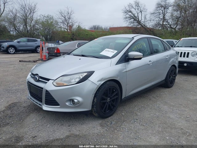 Ford FOCUS SE 2014 1FADP3F20EL142304 Image 2