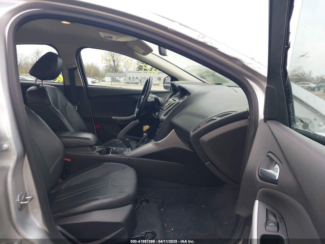 Ford FOCUS SE 2014 1FADP3F20EL142304 Image 5