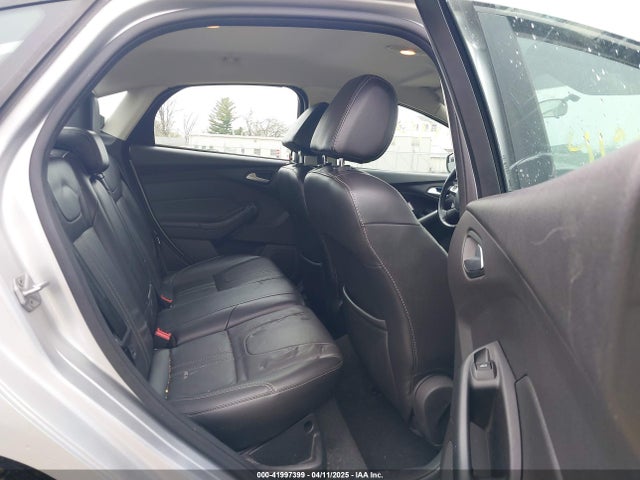 Ford FOCUS SE 2014 1FADP3F20EL142304 Image 8