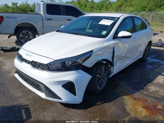 3KPF24AD7PE688495 KIA Forte Lxs