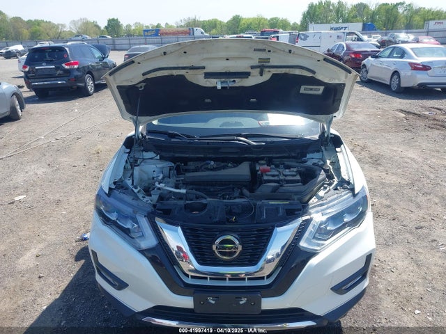 JN8AT2MV7JW323672 Nissan Rogue Sl