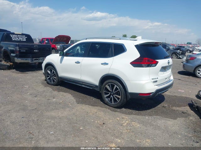 JN8AT2MV7JW323672 Nissan Rogue Sl