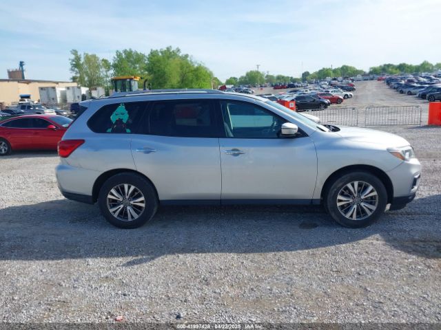 5N1DR2MN2KC618345 Nissan Pathfinder Sv