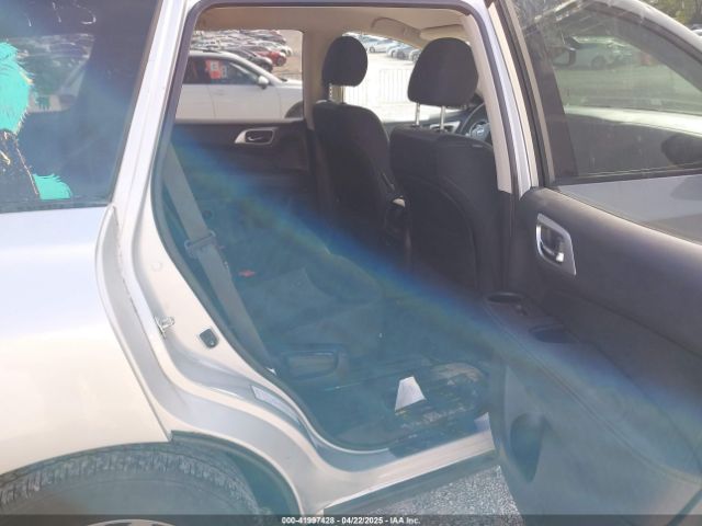 5N1DR2MN2KC618345 Nissan Pathfinder Sv