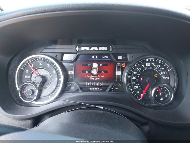 Aukcja sprzedaży 2023 Ram 1500 Big Horn  4x4 5'7 Box, vin: 1C6SRFFT4PN561888, numer aukcji: 41997431