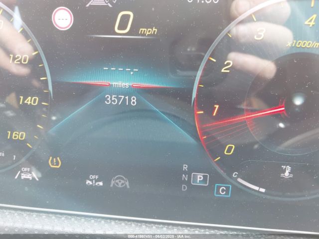 WDD3G4EB4KW013284 Mercedes-Benz A 220