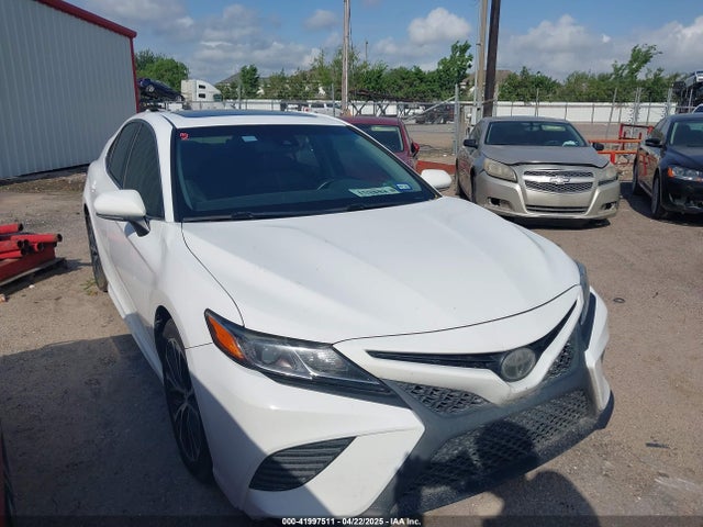 4T1B11HK5JU623766 Toyota CAMRY SE