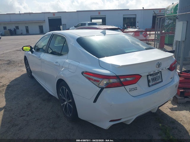 4T1B11HK5JU623766 Toyota CAMRY SE