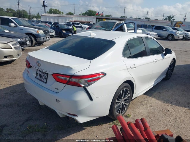 4T1B11HK5JU623766 Toyota CAMRY SE