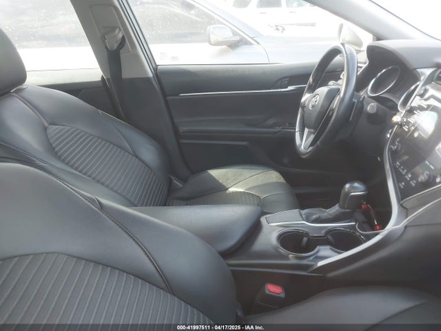 4T1B11HK5JU623766 Toyota CAMRY SE